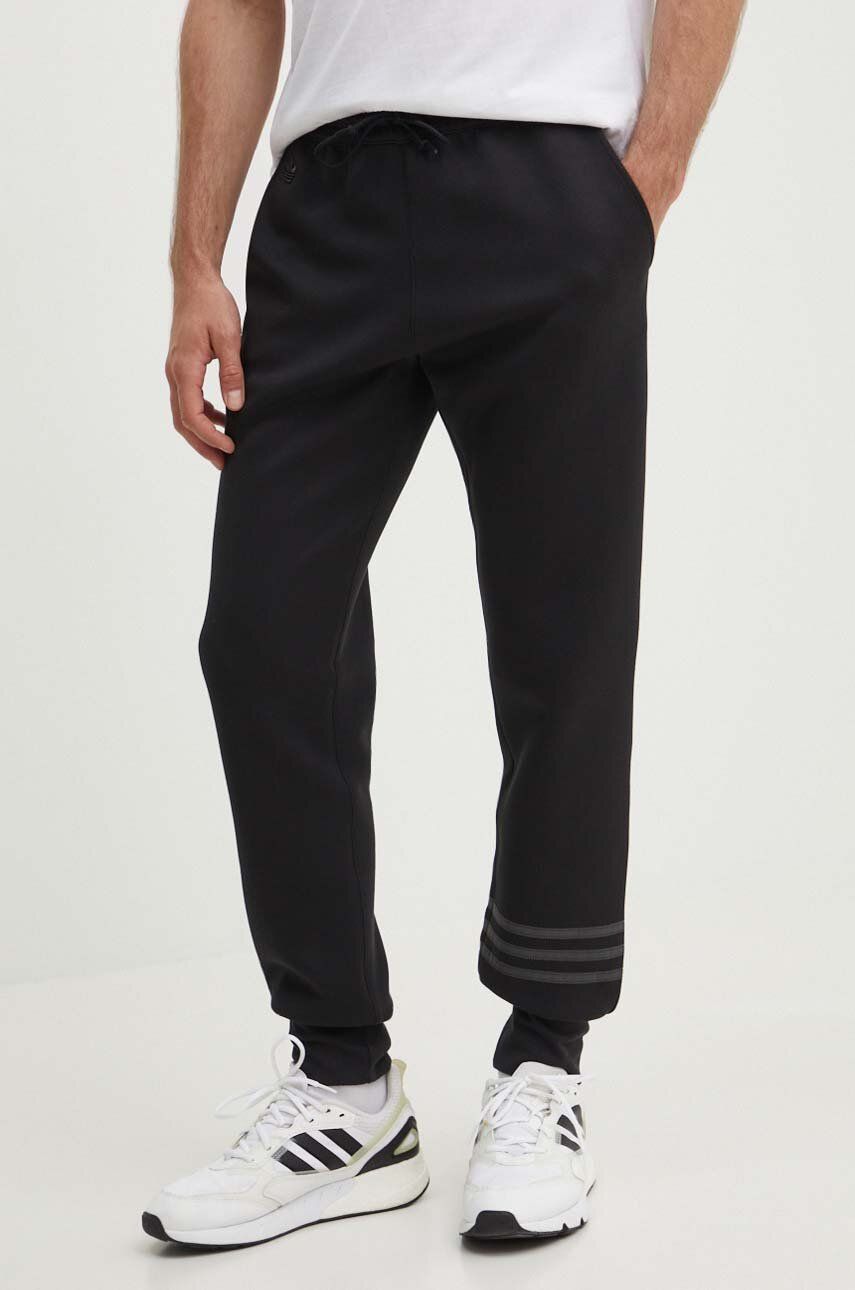 adidas Originals pantaloni de trening culoarea negru, cu imprimeu