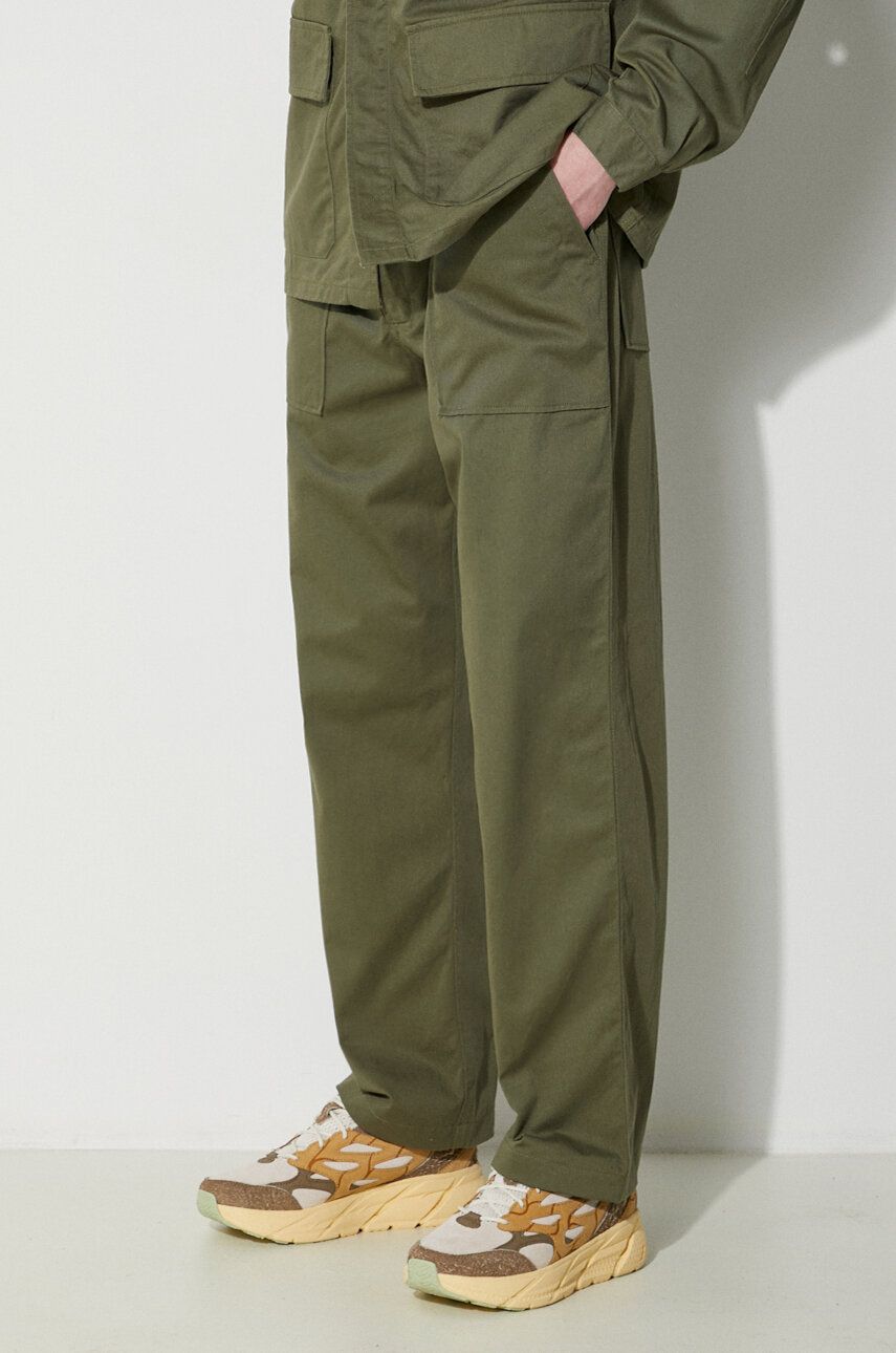 Bombažne Hlače Universal Works Fatigue Pant Zelena Barva, 132.LIGHT.OLIVE