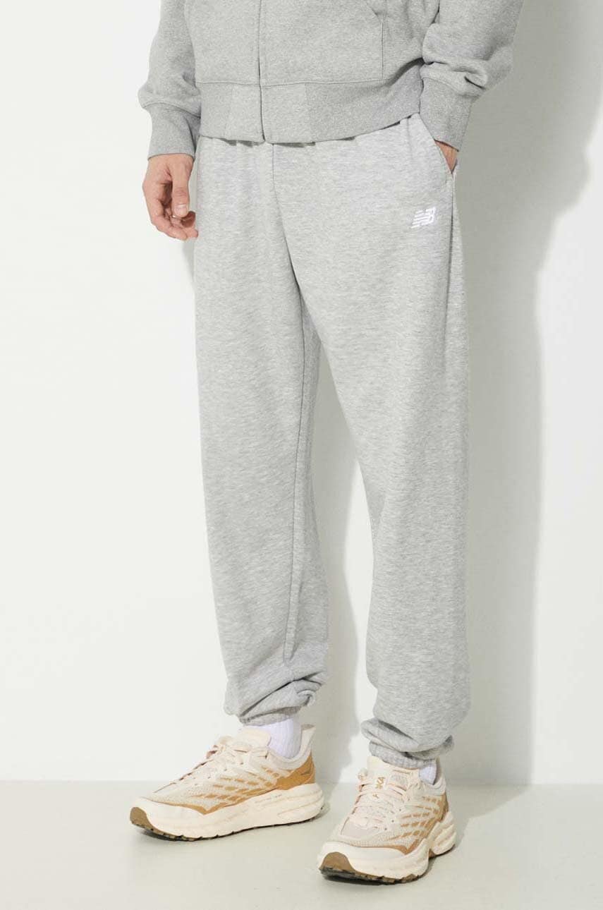 New Balance spodnie dresowe Sport Essentials