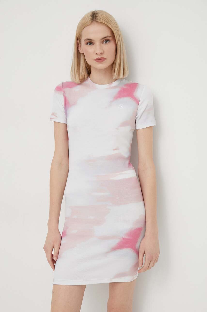 

Рокля Calvin Klein Jeans къса с кройка по тялото J20J223205, Многоцветен