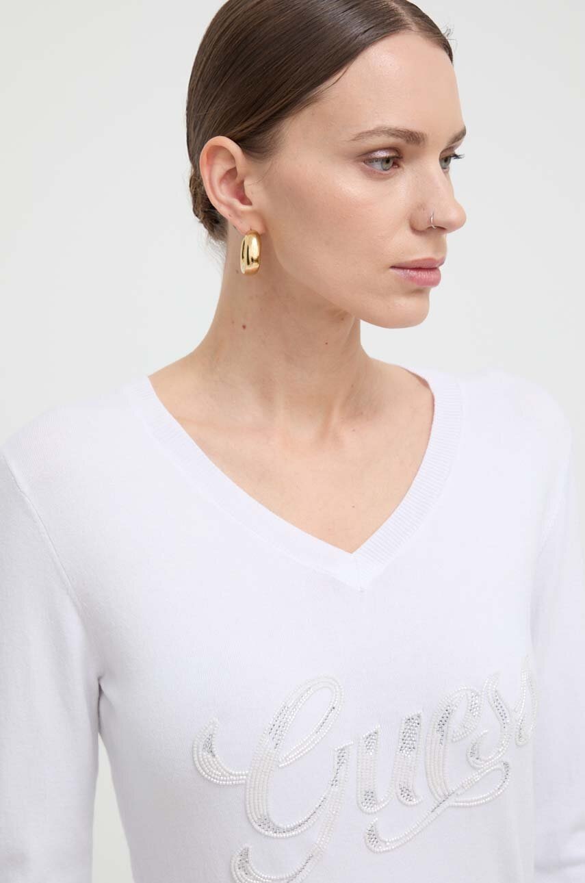 

Пуловер Guess MYLA дамски в бяло от лека материя W4GR25 Z2NQ2, Бял