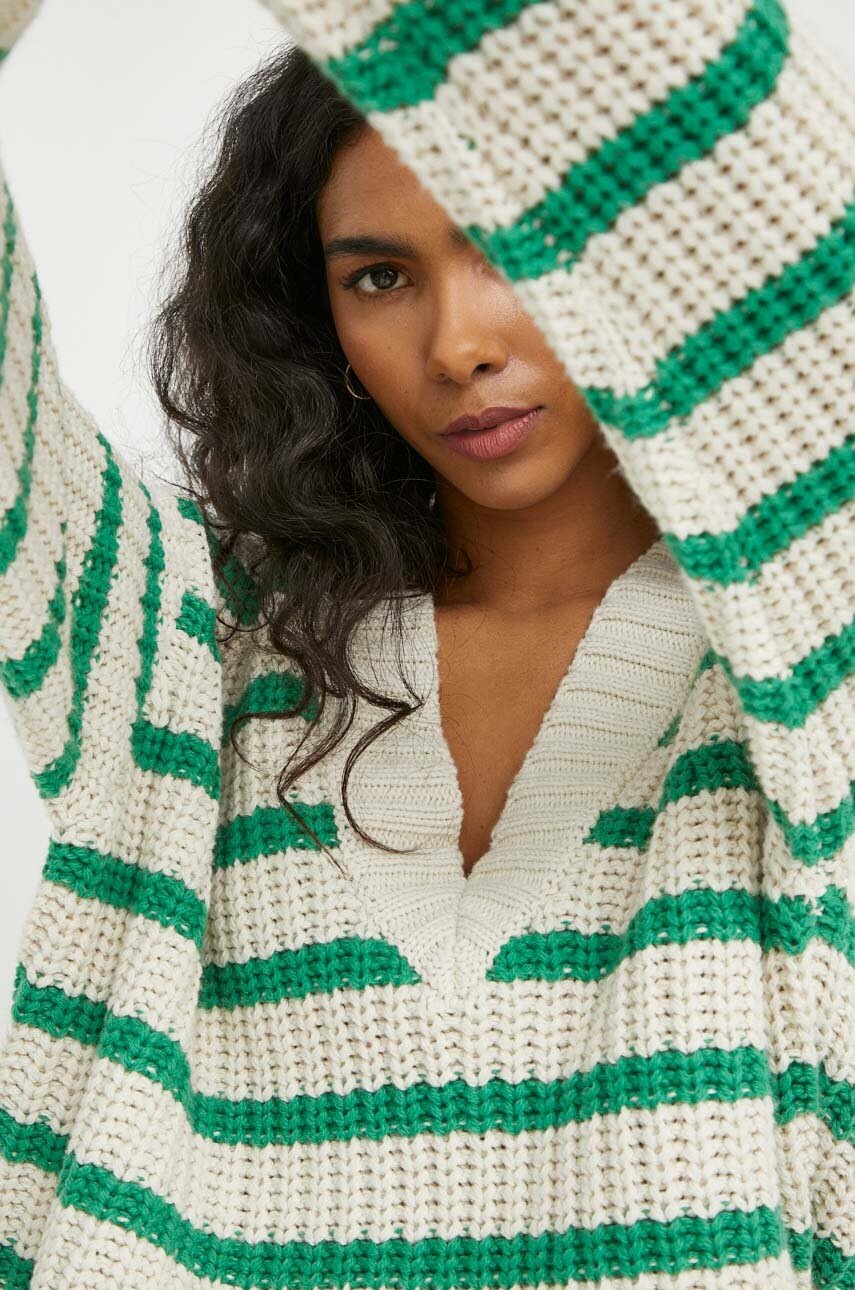 Svetr MUNTHE (obrázek 6)