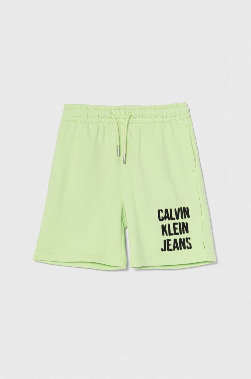 

Детски къси панталони Calvin Klein Jeans в зелено с регулируема талия, Зелен