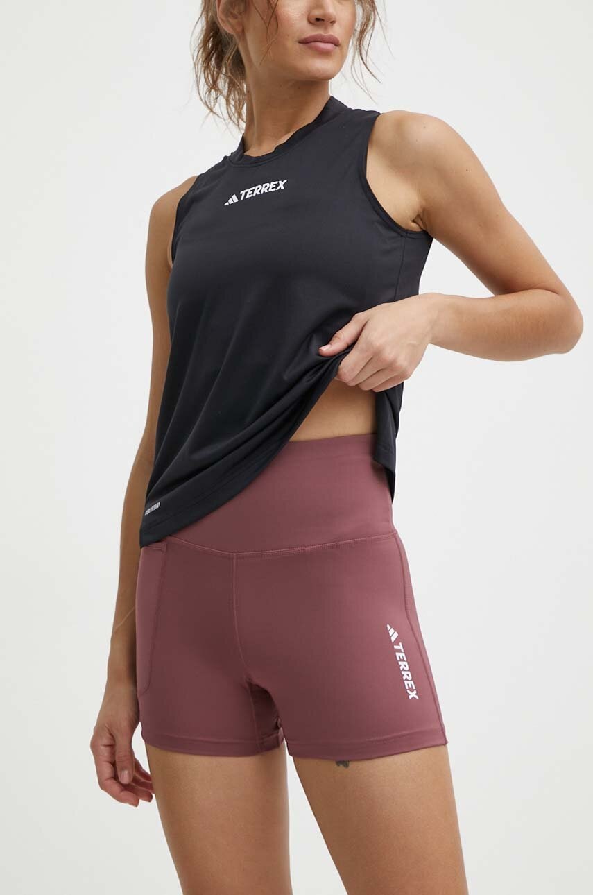 adidas TERREX pantaloni scurti sport Multi femei, culoarea bordo, neted, high waist, IP6872