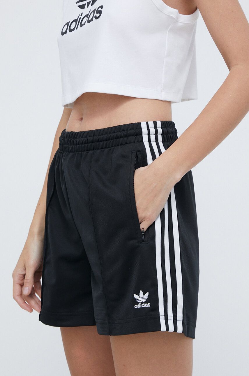 Adidas Originals Pantaloni Scurți Femei, Culoarea Negru, Cu Imprimeu, High Waist