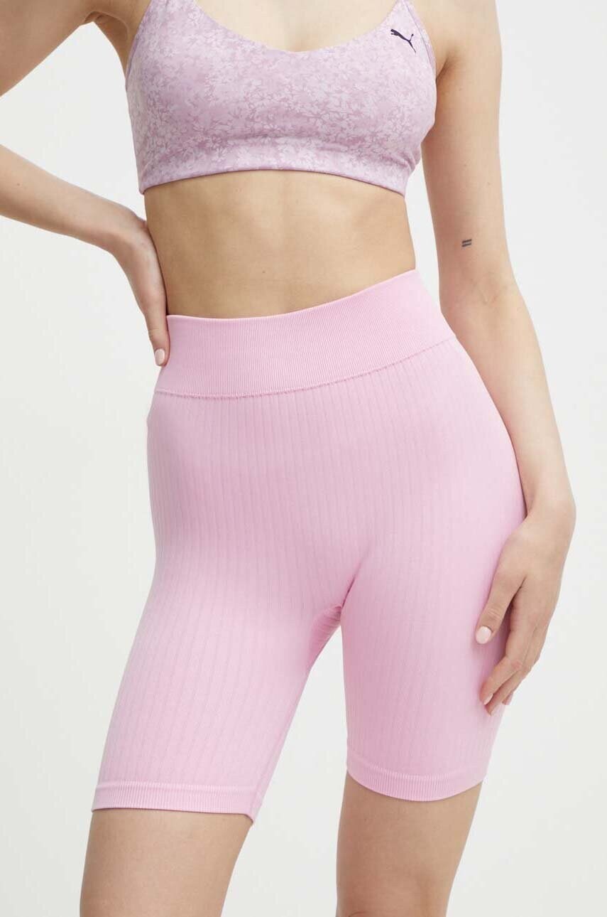 Levně Kraťasy Guess dámské, růžová barva, hladké, medium waist, V4GD04 Z3CC0