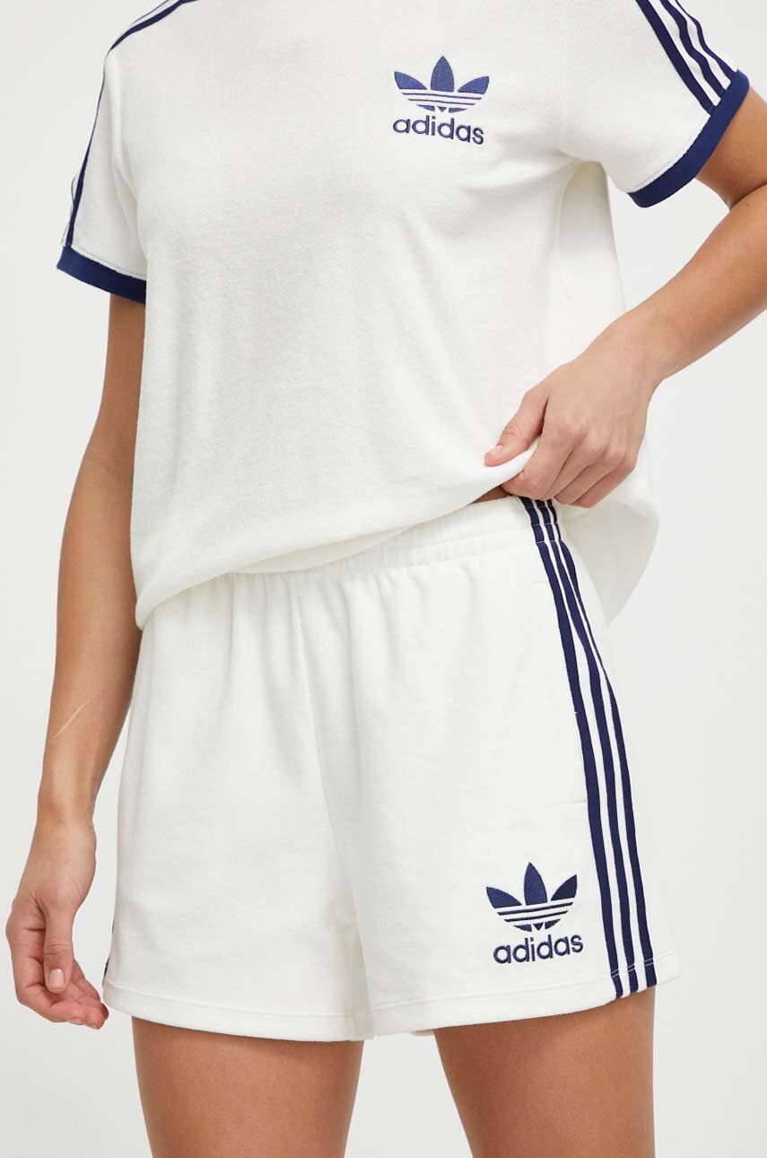 adidas Originals pantaloni scurti Terry femei, culoarea alb, cu imprimeu, high waist, IT9841