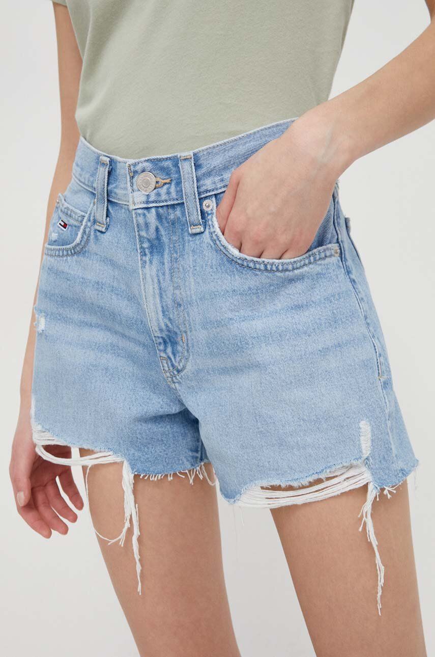 Levně Džínové šortky Tommy Jeans dámské, hladké, high waist, DW0DW17641