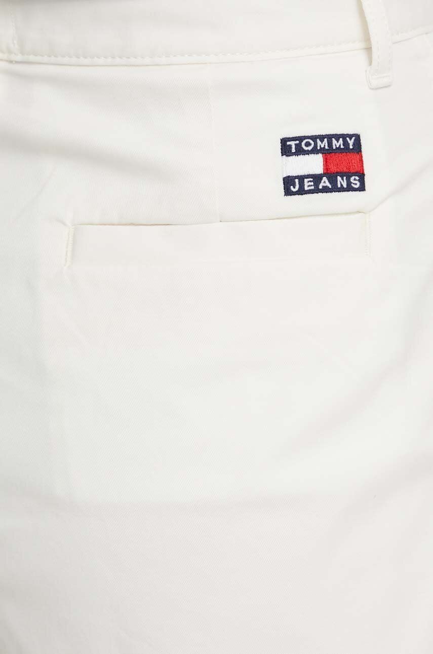 Kratke Hlače Tommy Jeans Za žene, Boja: Bež, Bez Uzorka, Visoki Struk, DW0DW17775