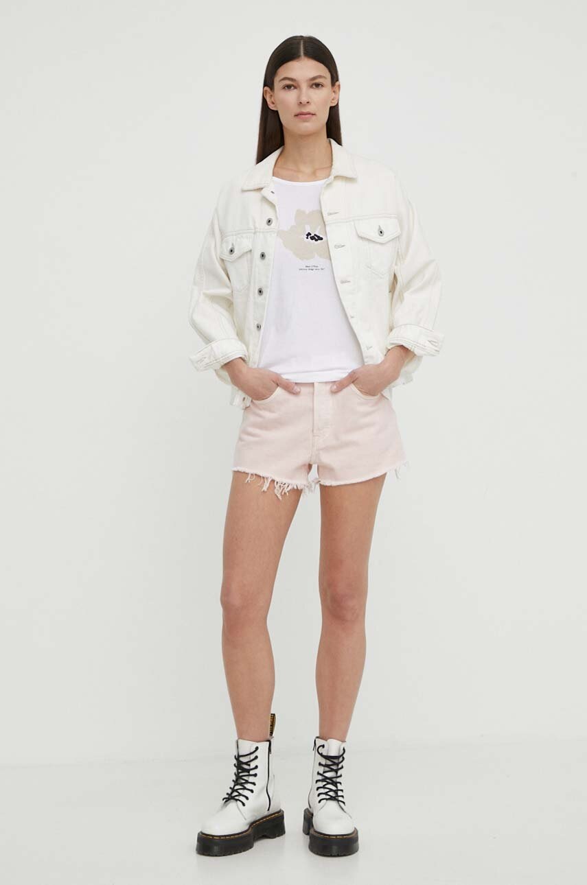 Τζιν σορτς Levi's χρώμα: ροζ φωτογραφία