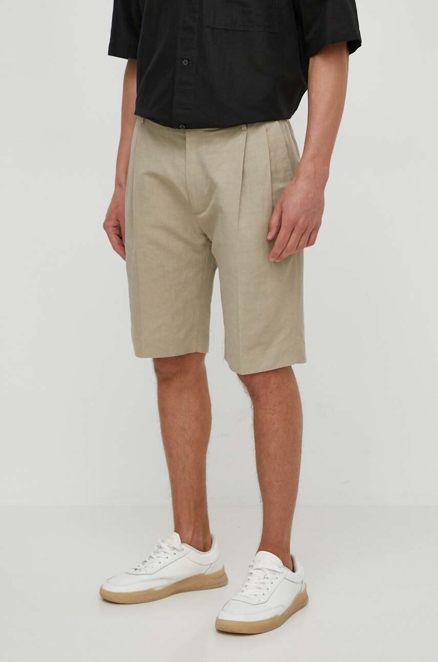 

Къс панталон с лен Calvin Klein в бежово K10K112657, Бежов