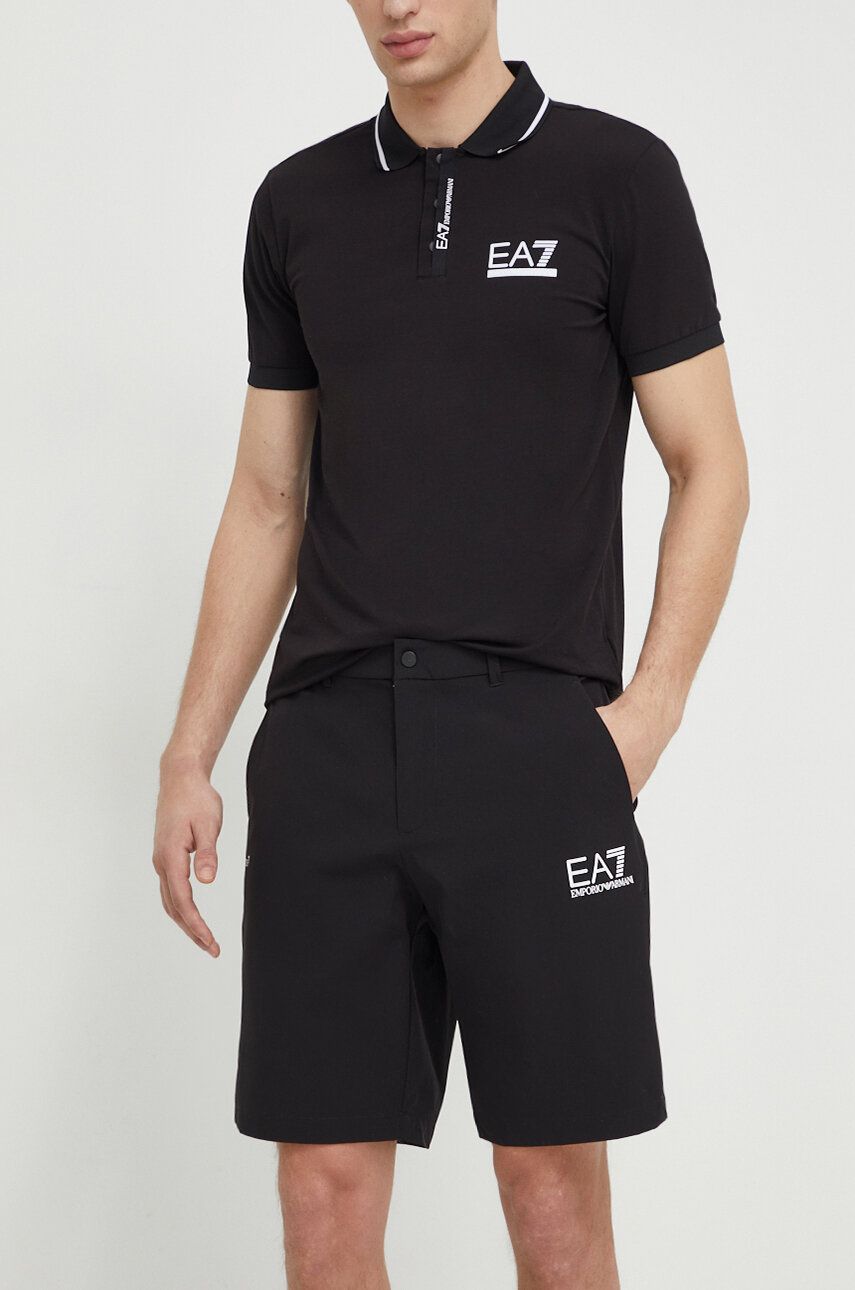 EA7 Emporio Armani pantaloni scurti barbati, culoarea negru
