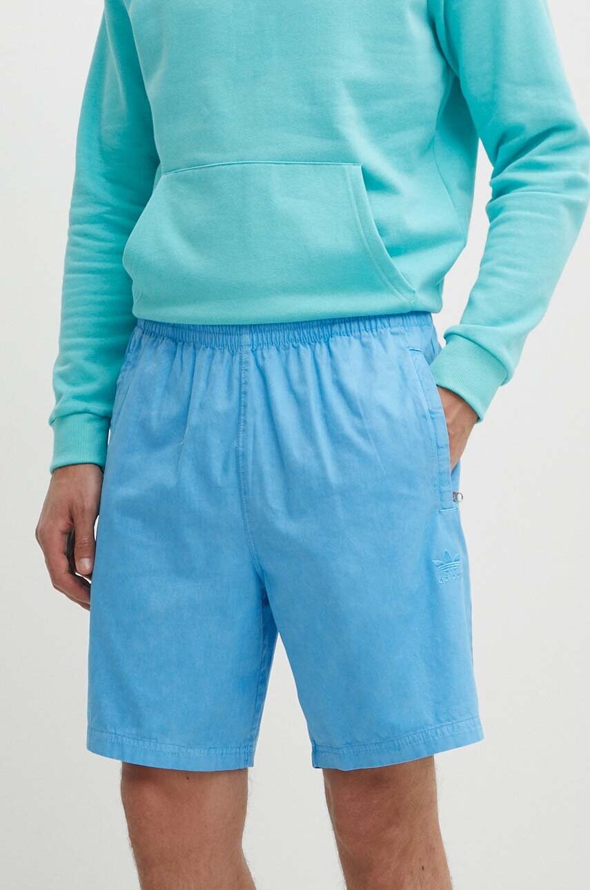 

Памучен къс панталон adidas Originals в синьо IS1731, Син