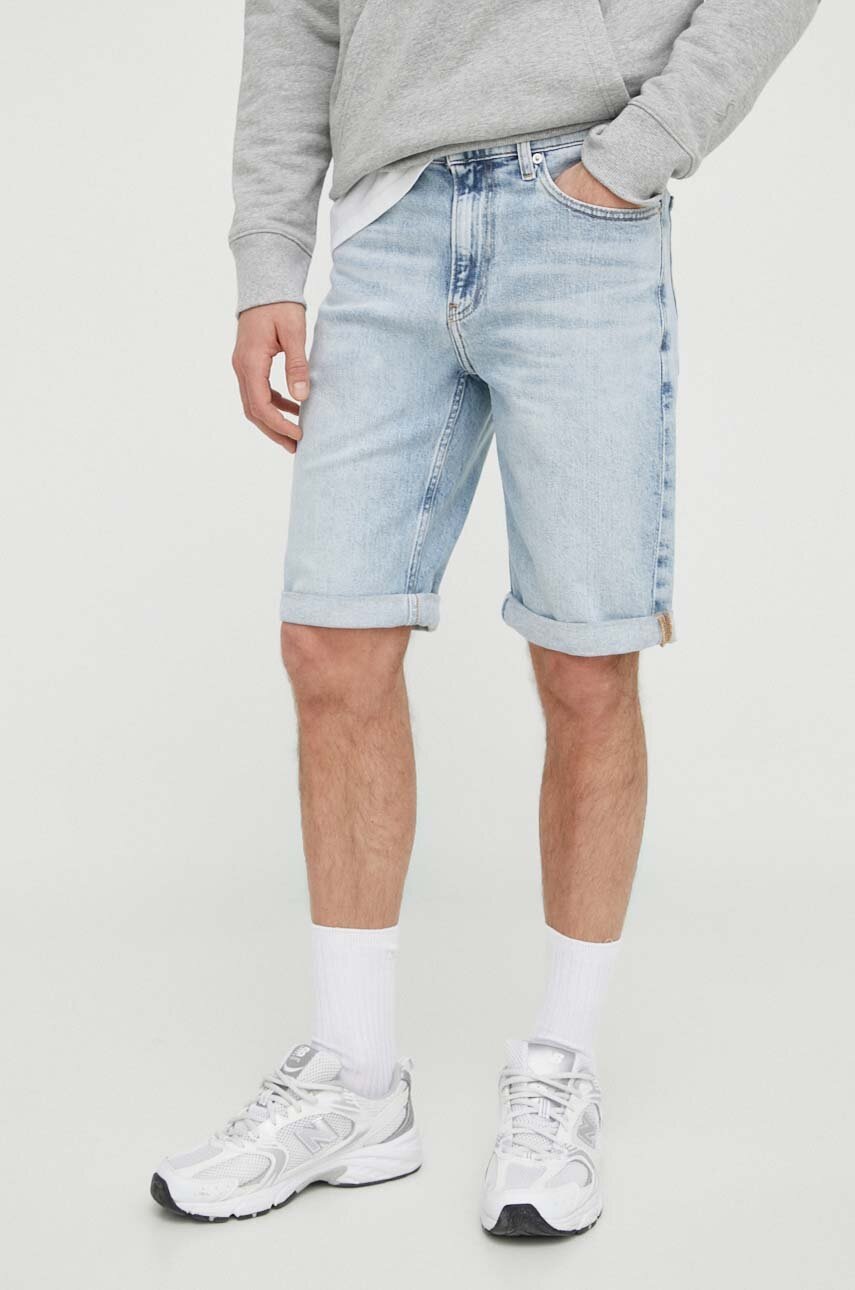 

Къс панталон Calvin Klein Jeans в синьо J30J324871, Син