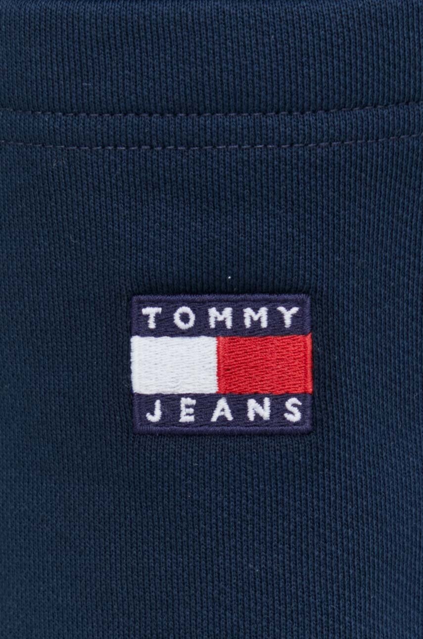 Бавовняні шорти Tommy Jeans колір синій 