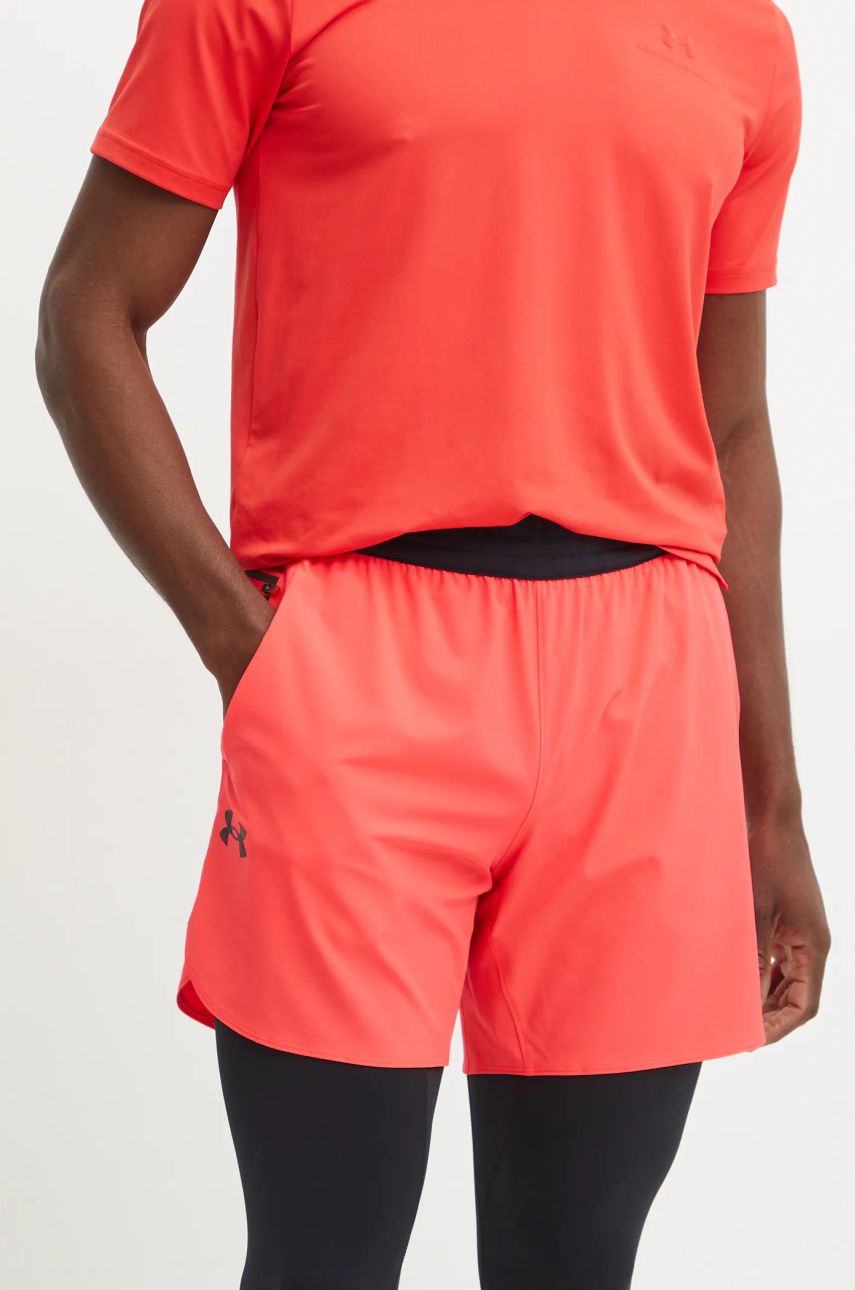 Under Armour pantaloni scurți de antrenament Peak culoarea rosu, 1376782