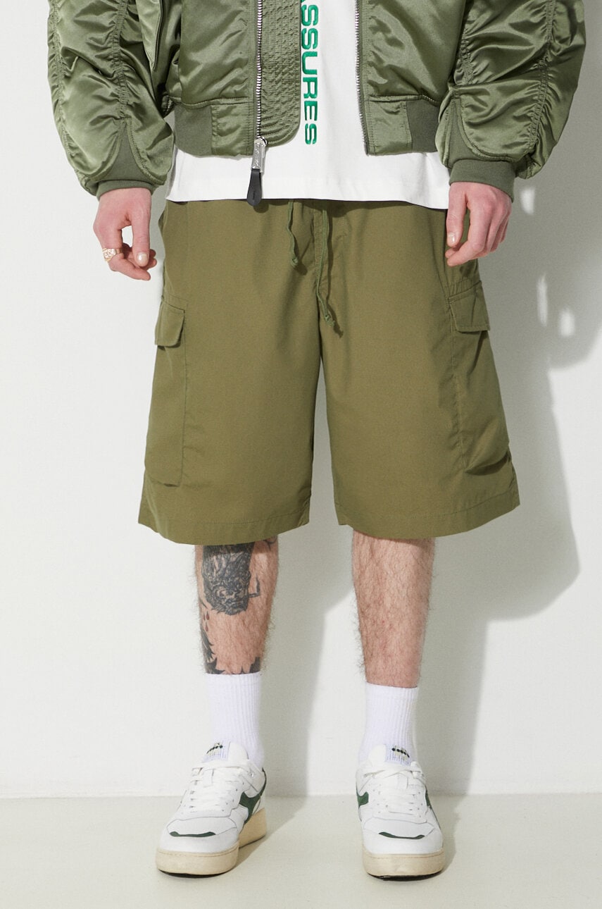 Universal Works pantaloni scurti Parachute Short barbati, culoarea verde, 30159.OLIVE Universal Works pantaloni scurti Parachute Short barbati, culoarea verde, 30159.OLIVE