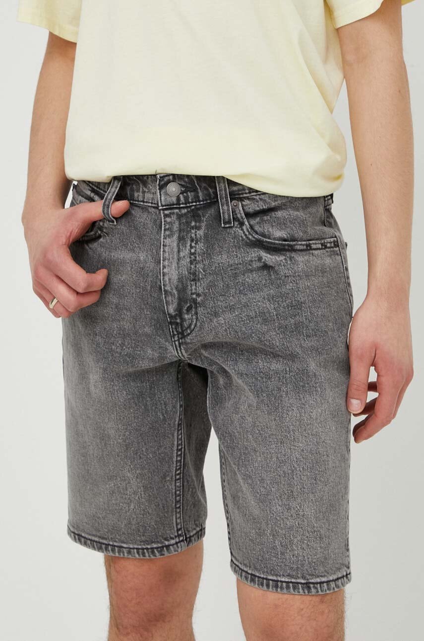 Levi's pantaloni scurti jeans barbati, culoarea gri