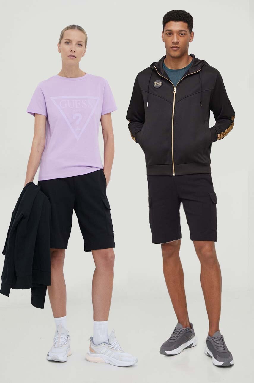 

Памучен къс панталон EA7 Emporio Armani в черно с изчистен дизайн, Черен