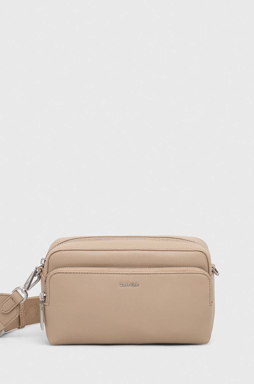 

Чанта Calvin Klein в бежово K60K608410, Бежов