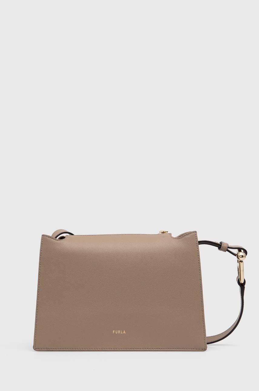 

Кожена чанта Furla в бежово, Бежов