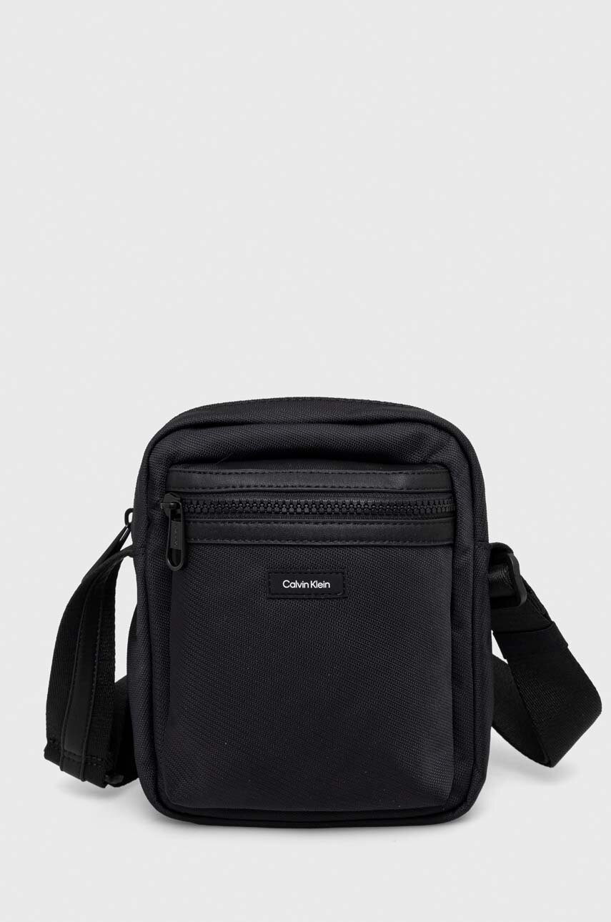 

Чанта през рамо Calvin Klein в черно K50K511208, Черен