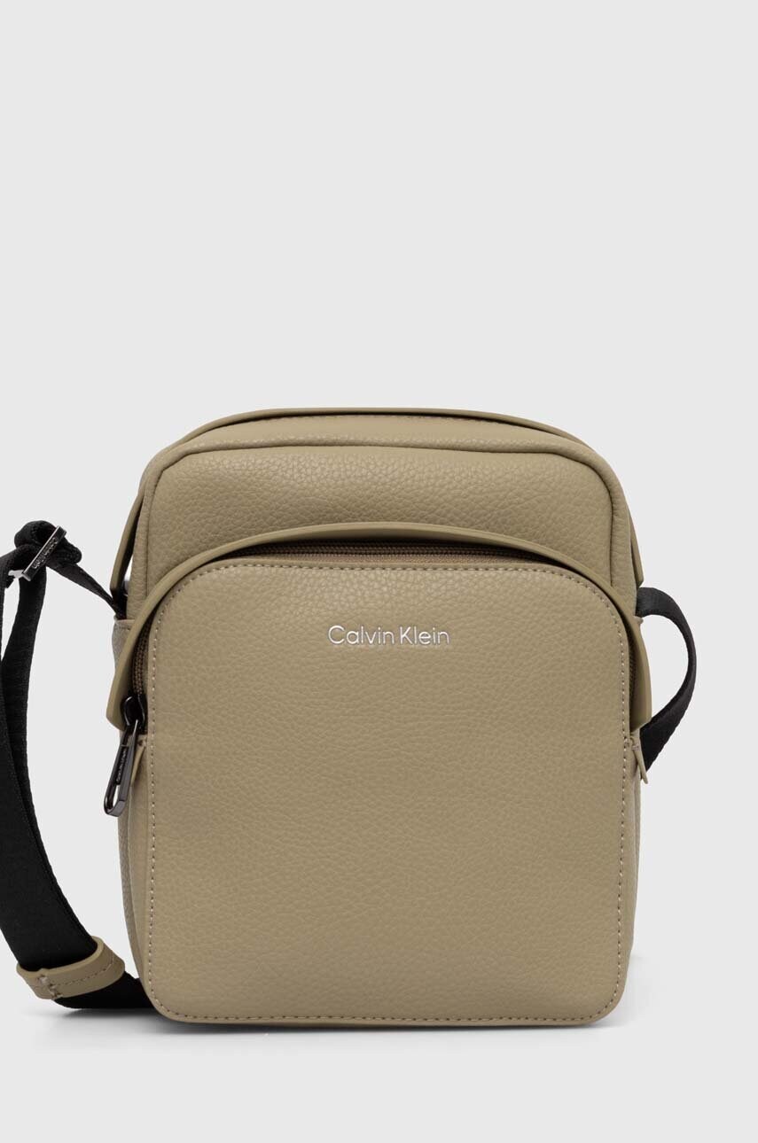 

Чанта през рамо Calvin Klein в зелено K50K511606, Зелен
