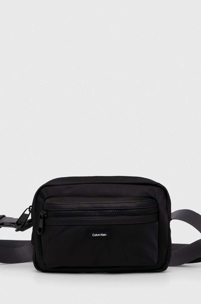 

Чанта през рамо Calvin Klein в черно K50K511614, Черен