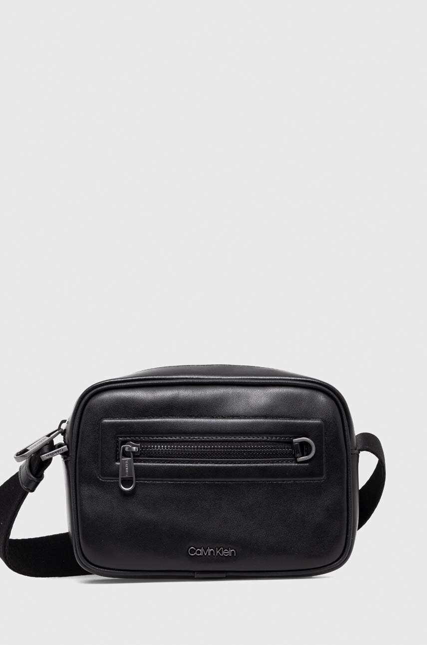

Чанта през рамо Calvin Klein в черно K50K511656, Черен