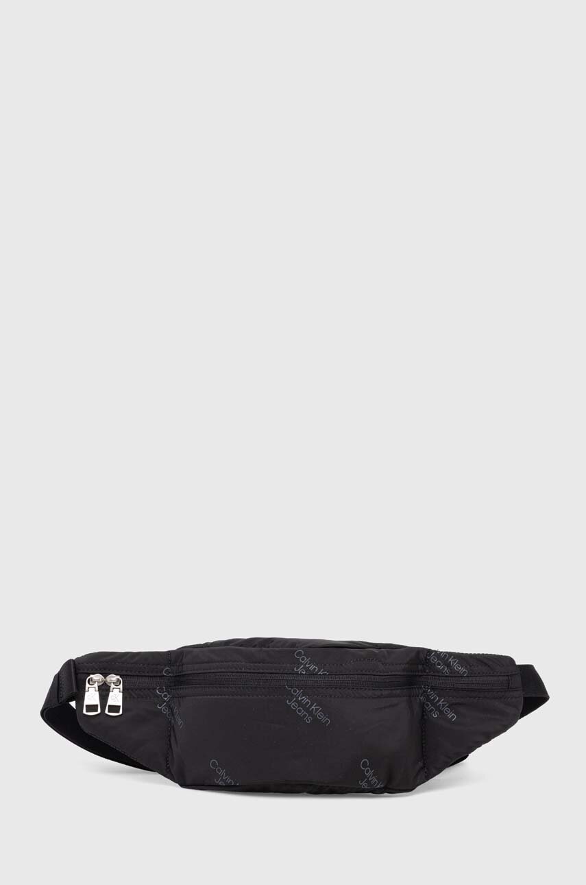 

Чанта за кръст Calvin Klein Jeans в черно K50K511718, Черен