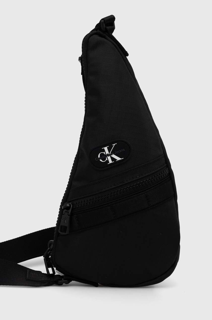 

Чанта през рамо Calvin Klein Jeans в черно K50K511810, Черен