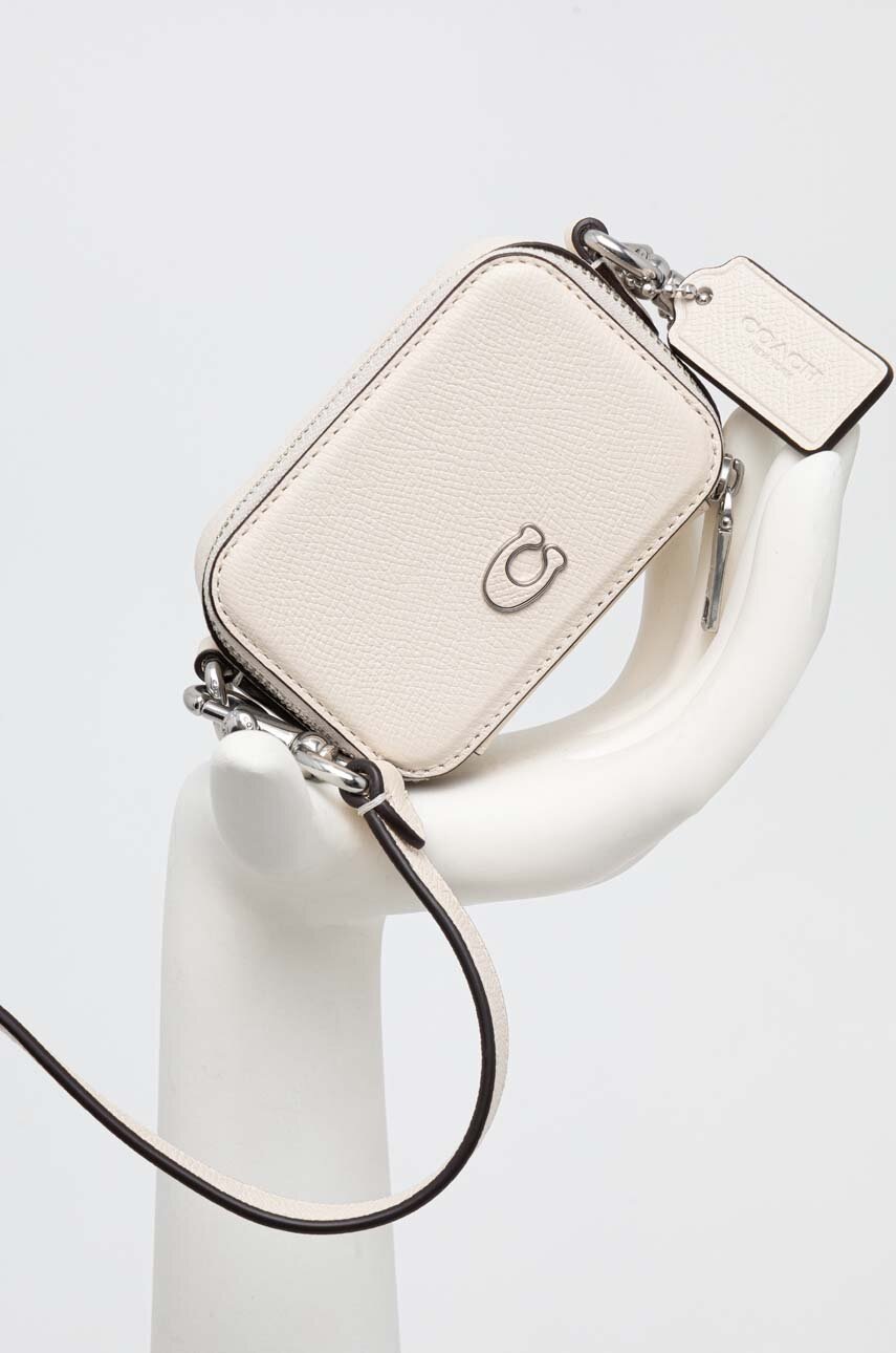 

Кожаная сумка Coach цвет бежевый