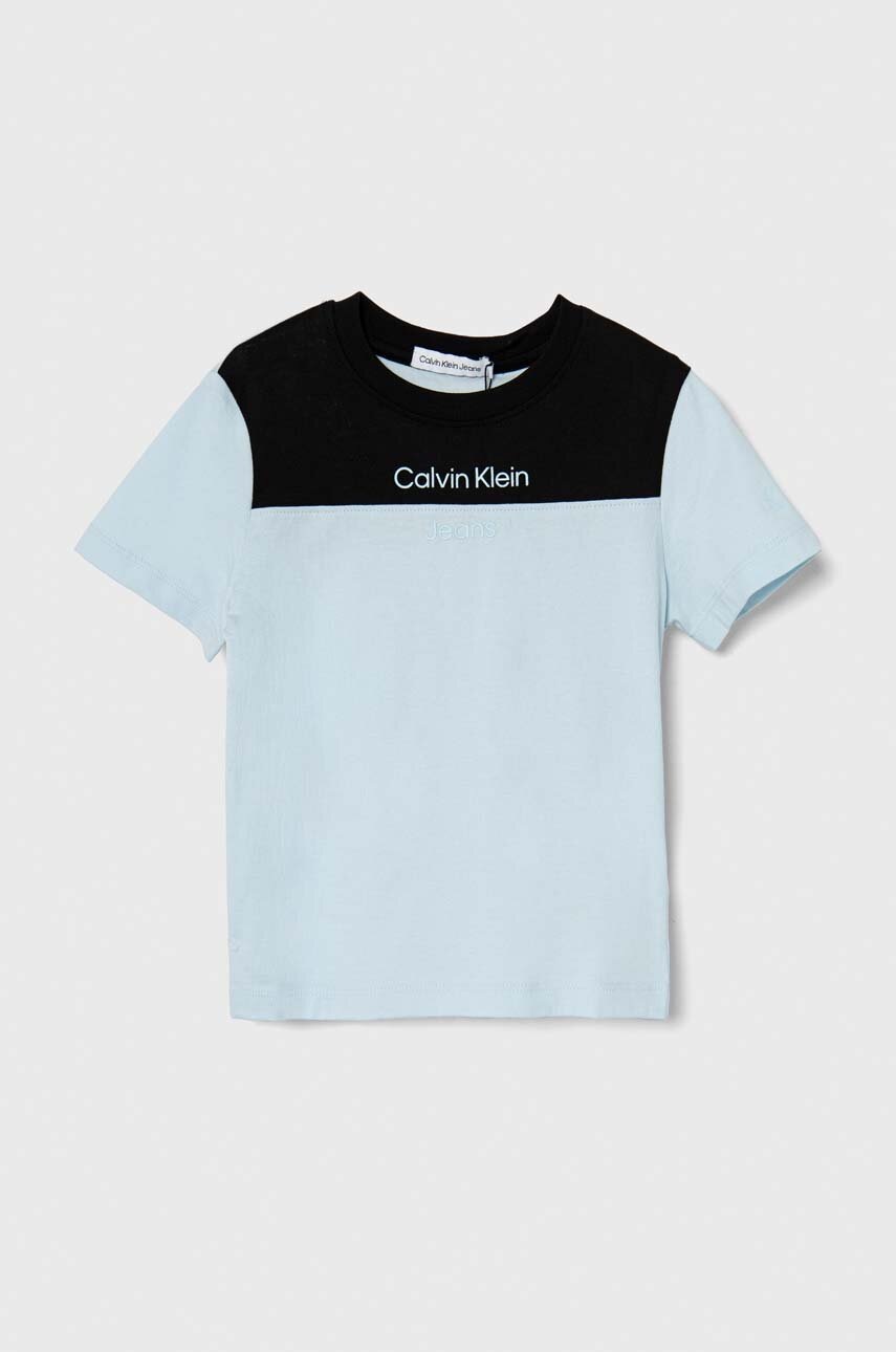 

Детска памучна тениска Calvin Klein Jeans в синьо с десен, Син