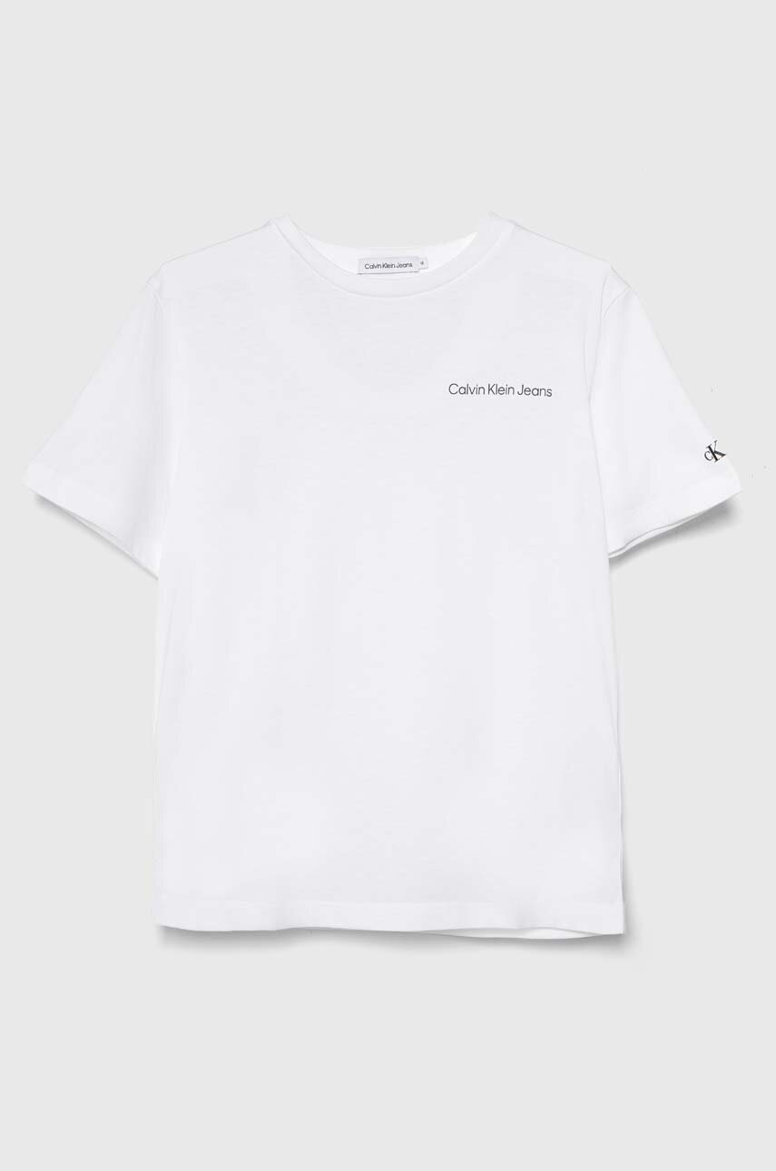 

Детска памучна тениска Calvin Klein Jeans в бяло с принт, Бял