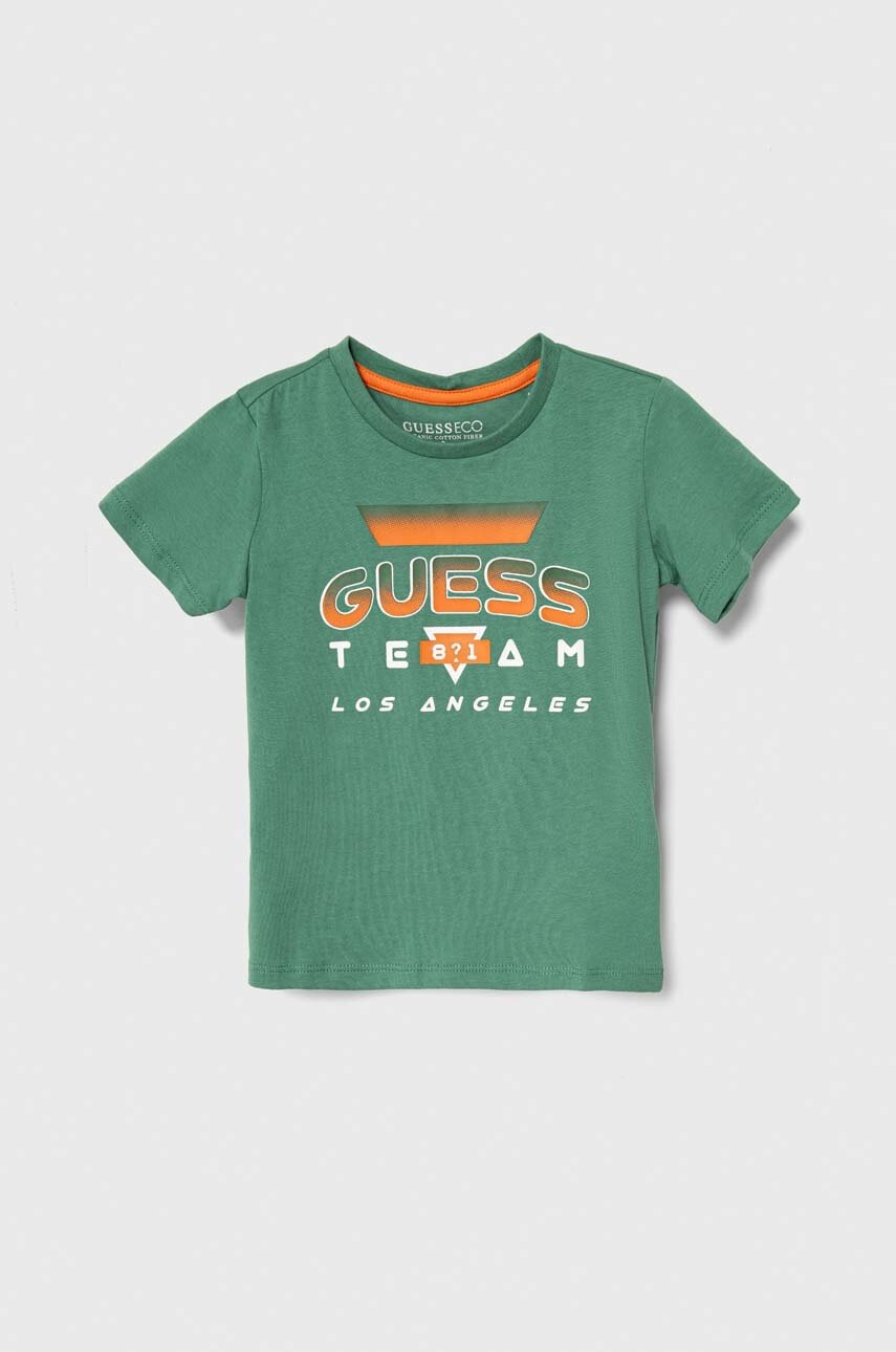 

Детская хлопковая футболка Guess цвет зелёный с принтом