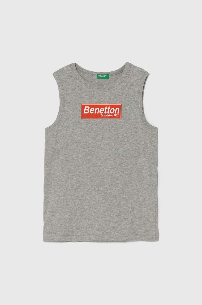 

Детска памучна тениска United Colors of Benetton в сиво с принт, Сив