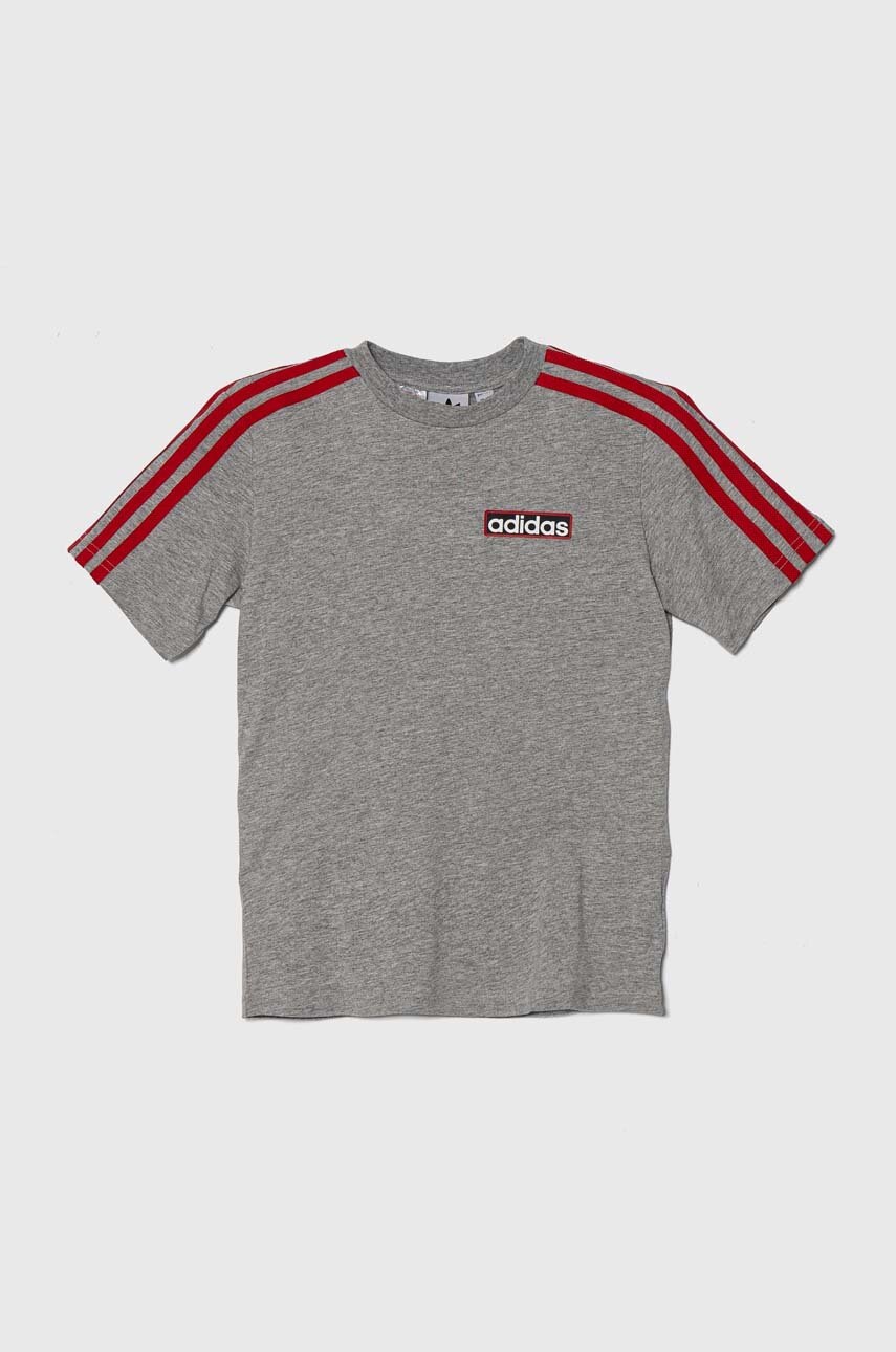 

Детска памучна тениска adidas Originals в сиво с апликация, Сив
