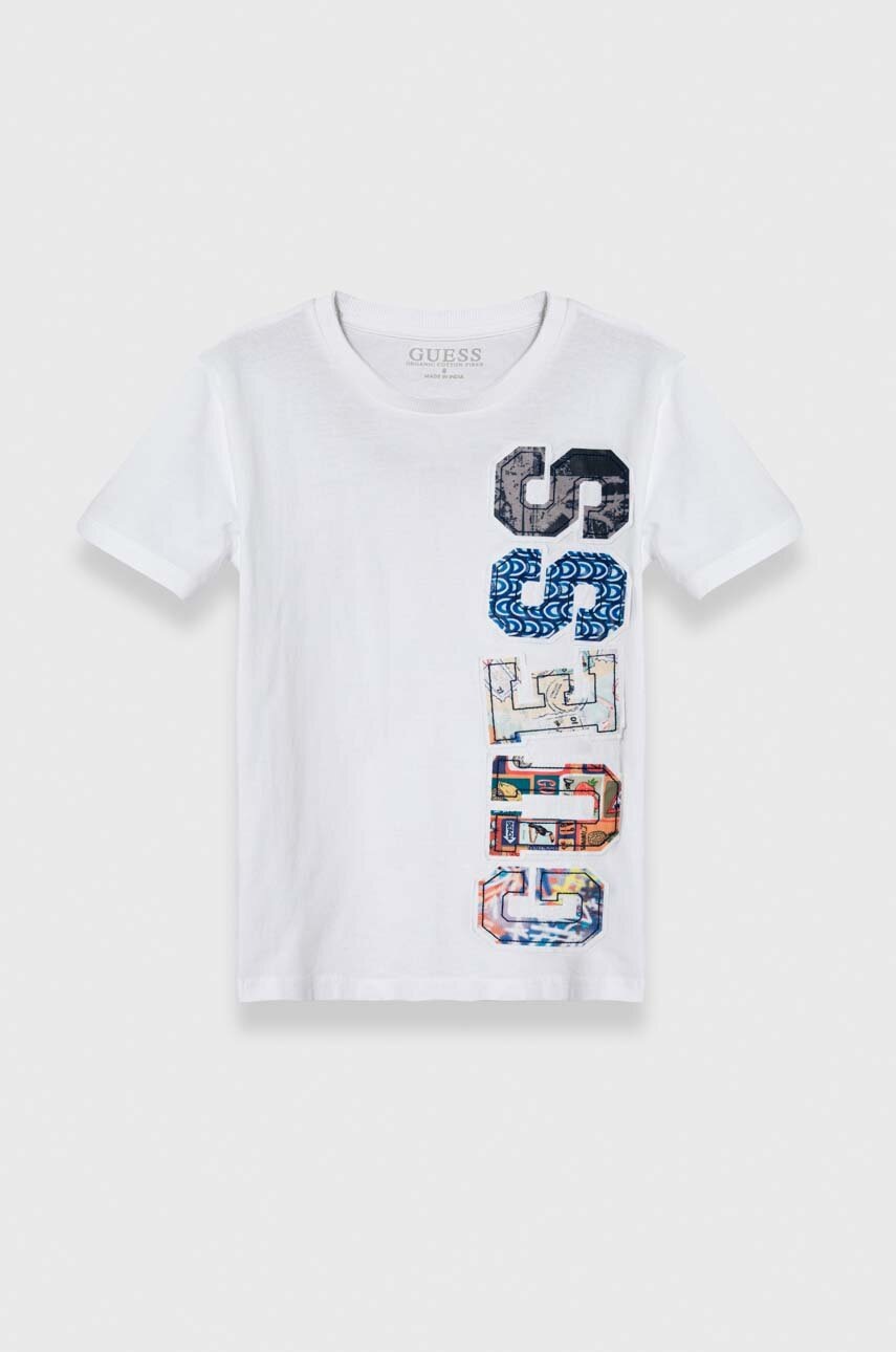 

Детска памучна тениска Guess в бяло с апликация, Бял