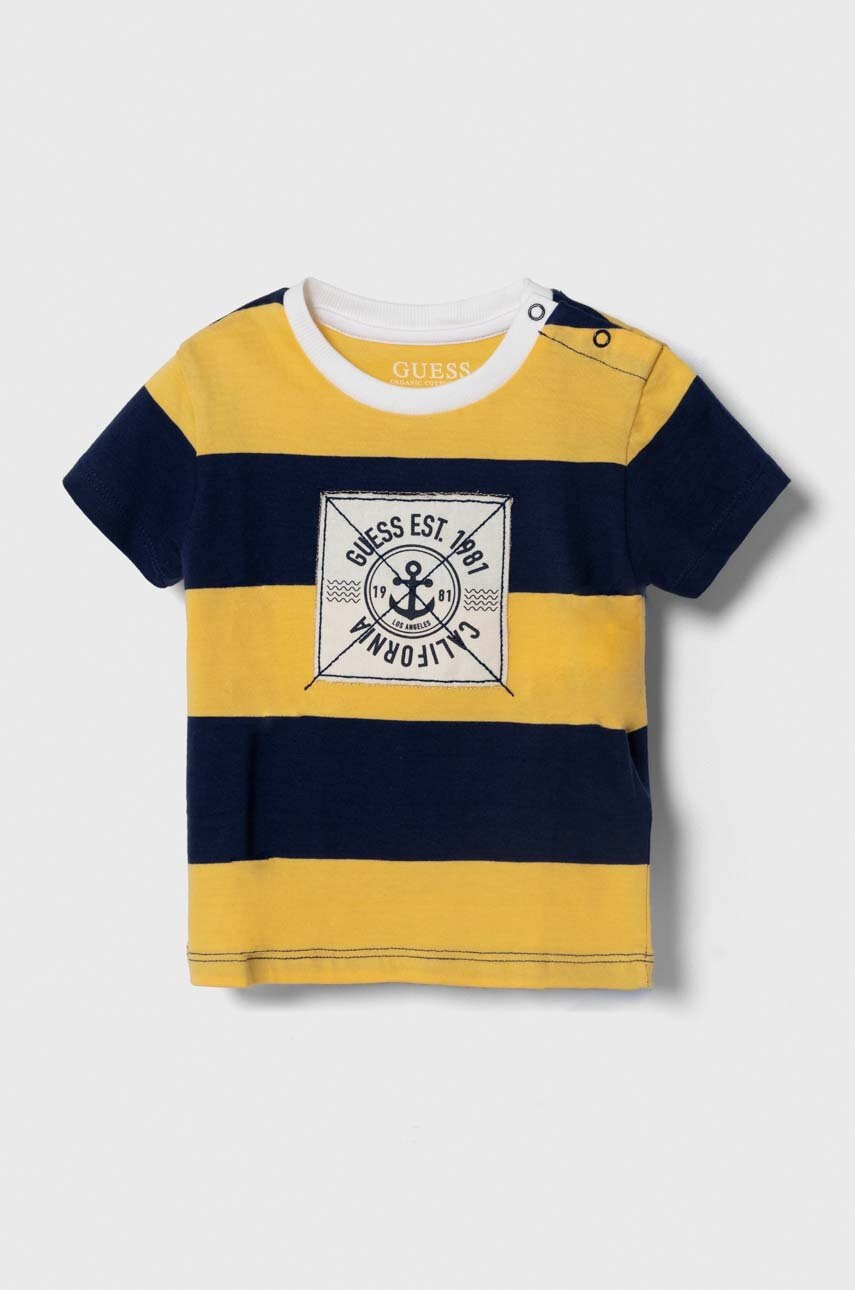 

Детска памучна тениска Guess в жълто с десен, Жълт
