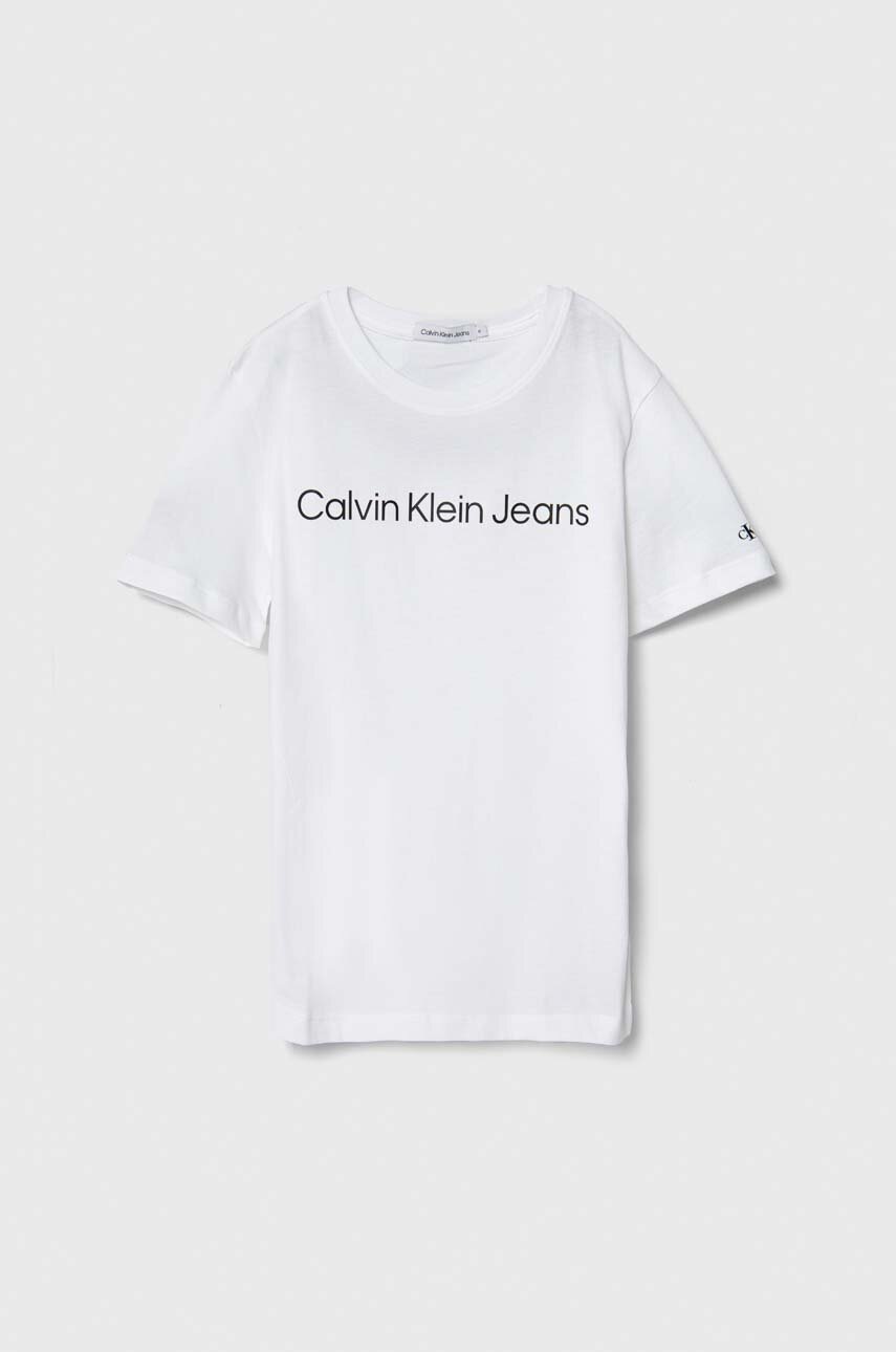 

Детска памучна тениска Calvin Klein Jeans в бяло с принт, Бял