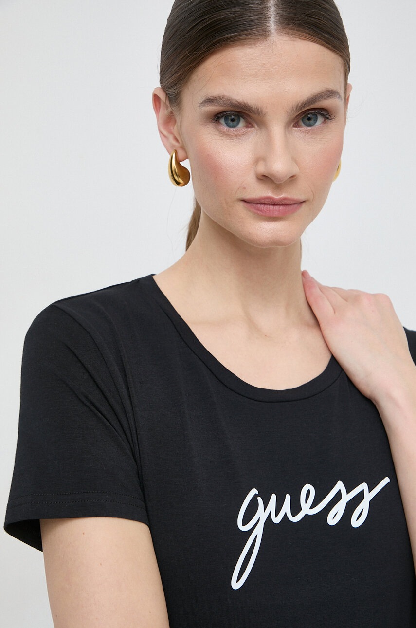 

Тениска Guess CARRIE в черно O4RM09 KBBU1, Черен