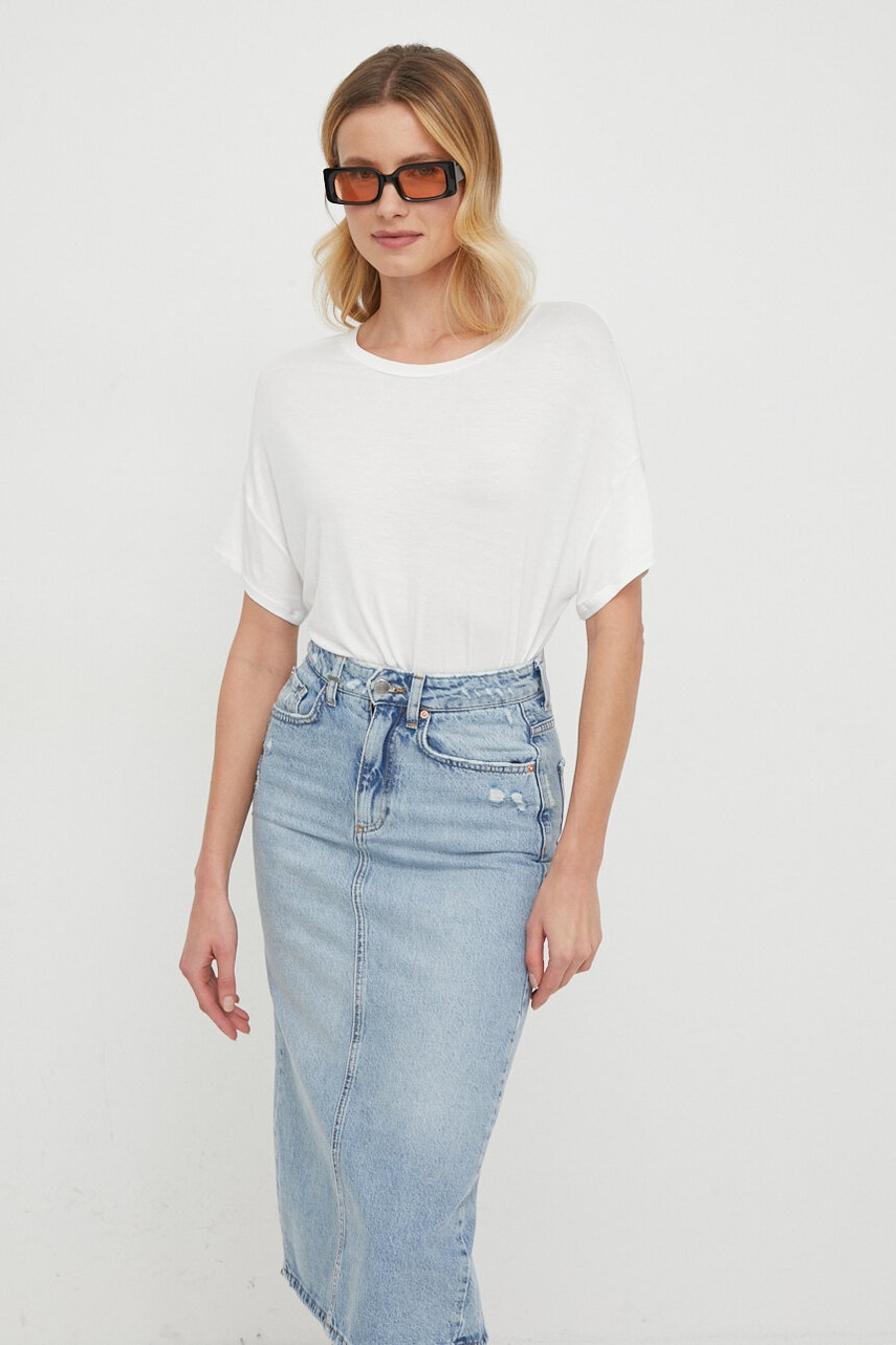 

Тениска United Colors of Benetton в бяло, Бял