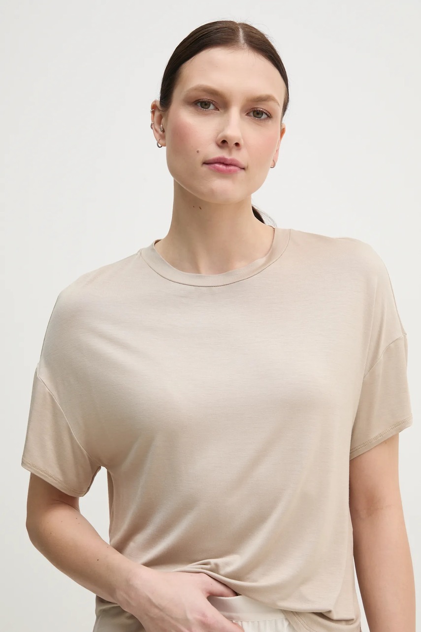 Μπλουζάκι United Colors of Benetton χρώμα: μπεζ φωτογραφία