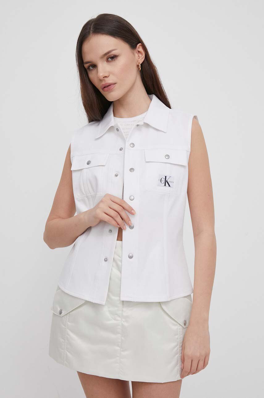 Levně Košile Calvin Klein Jeans bílá barva, regular, s klasickým límcem, J20J223390