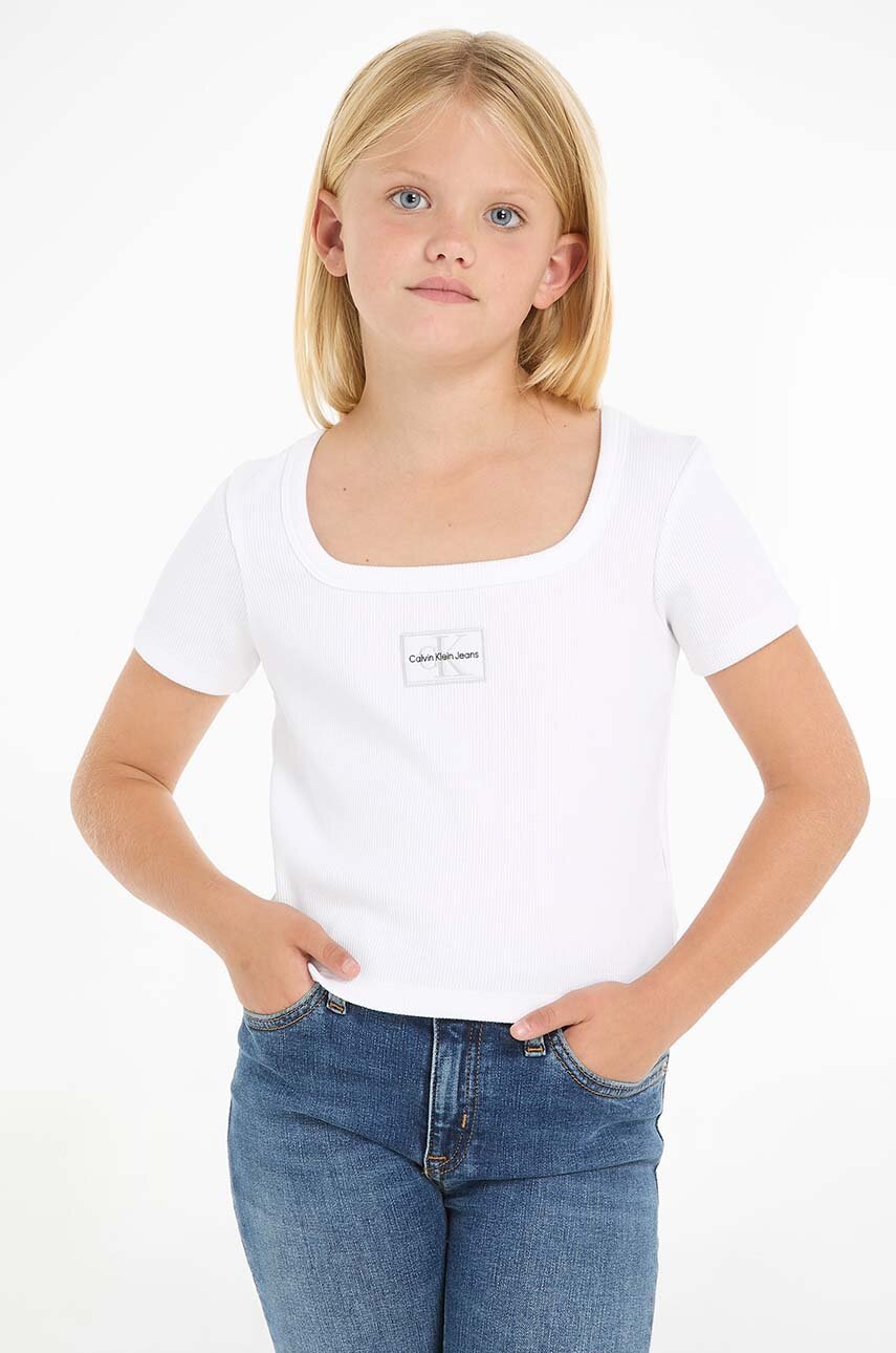 

Детска памучна тениска Calvin Klein Jeans в бяло, Бял