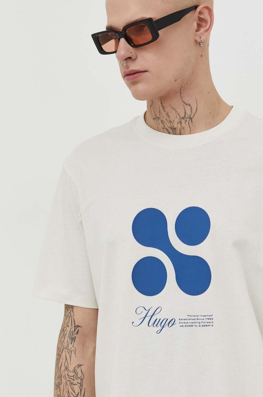 HUGO tricou din bumbac barbati, culoarea bej, cu imprimeu -