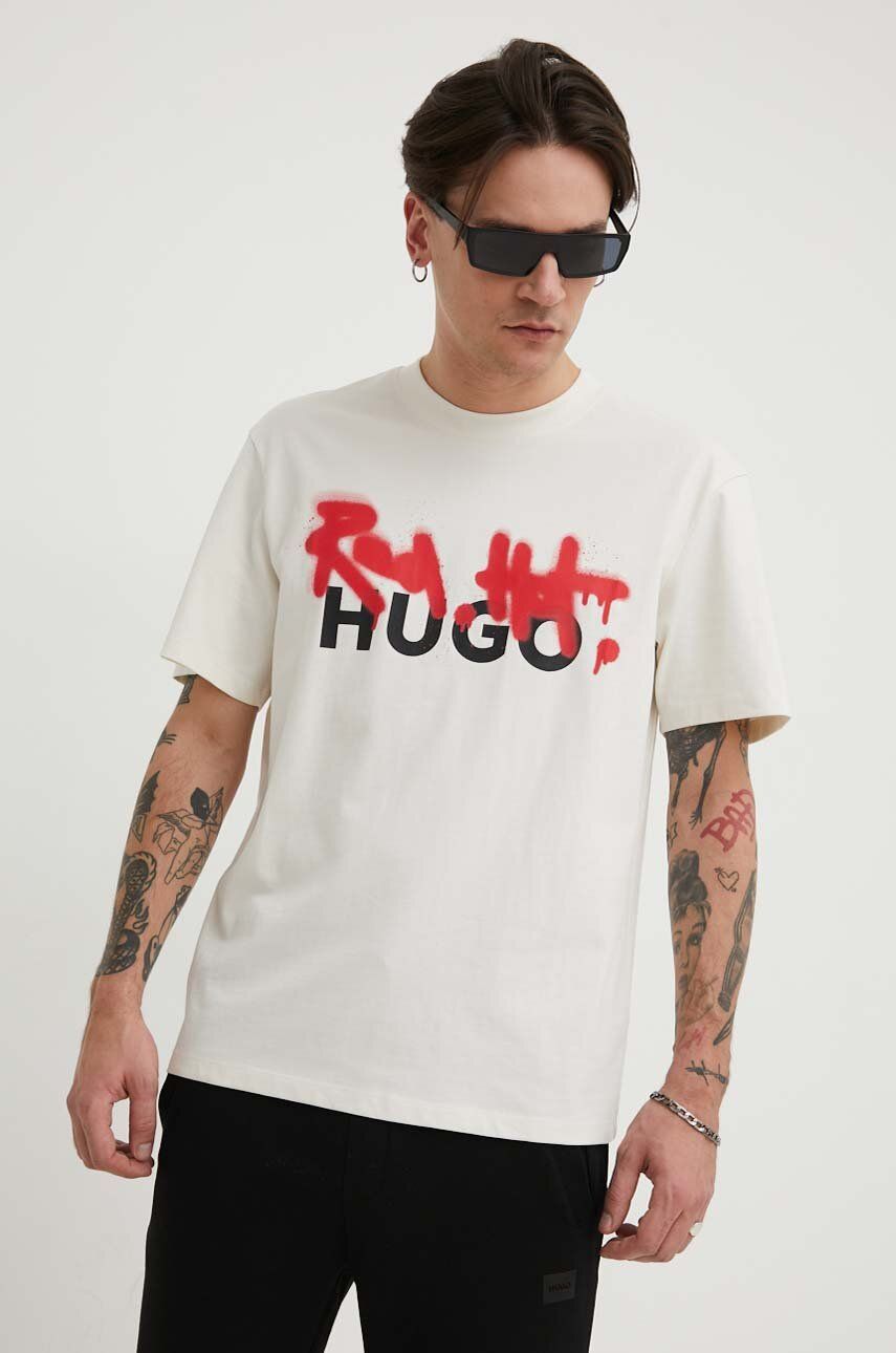 Levně Bavlněné tričko HUGO béžová barva, s potiskem, 50508513