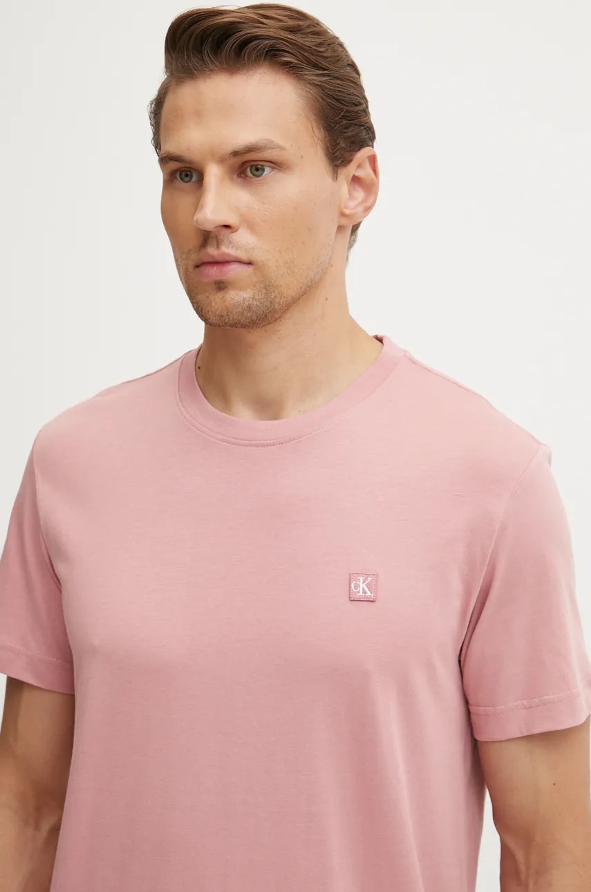 

Памучна тениска Calvin Klein Jeans в розово с изчистен дизайн J30J325268, Розов
