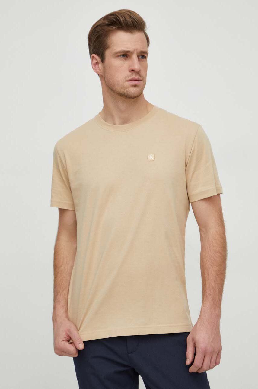 Levně Bavlněné tričko Calvin Klein Jeans béžová barva, J30J325268