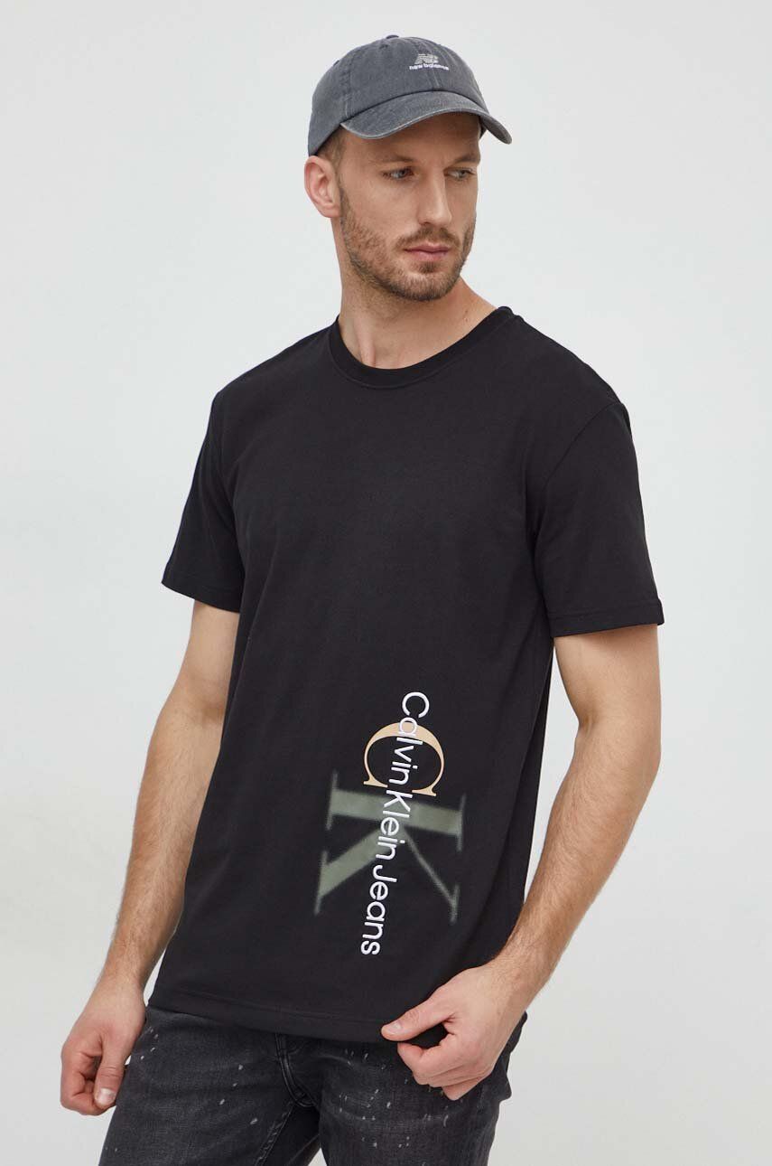 Bavlněné tričko Calvin Klein Jeans černá barva, s aplikací, J30J324783